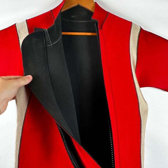 Vintage Mens Red Ski Warm The Wetsuit of Champions Short Sleeve and Shorts - Picture 4 of 10